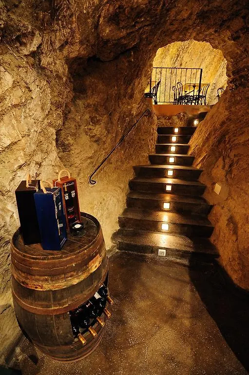 Hotel Cal Alejandro Montsonís Pensión
